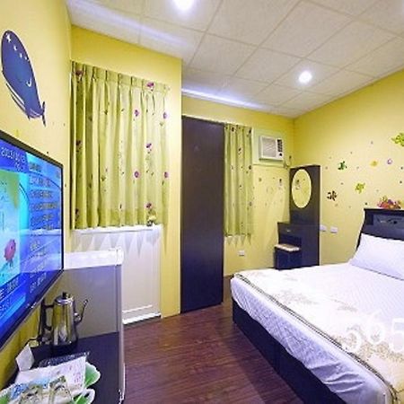 東港Hua Qiao De Jiaアパートメント エクステリア 写真